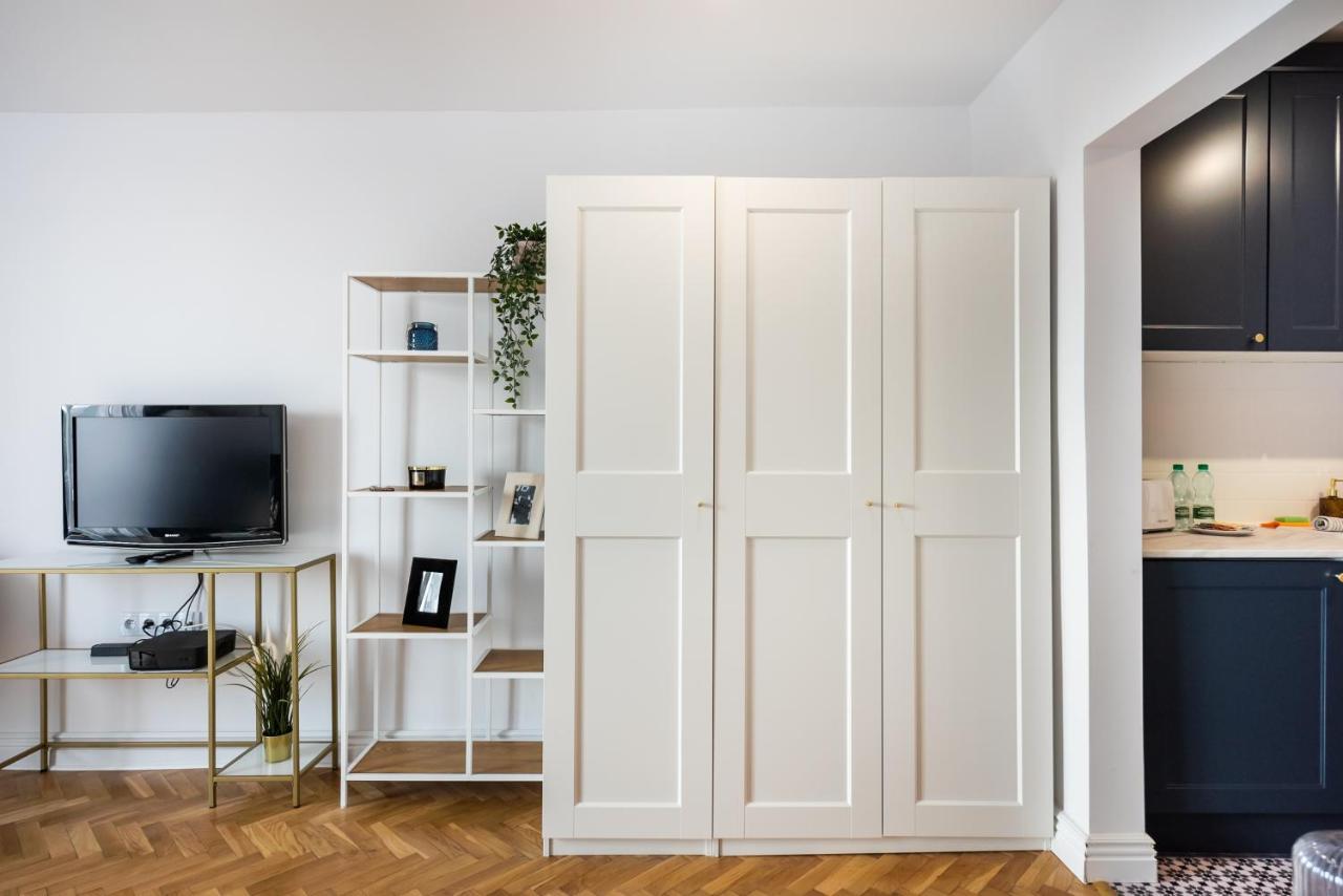 Metro Dworzec Gdanski Elegant Studio Leilighet Warszawa Eksteriør bilde